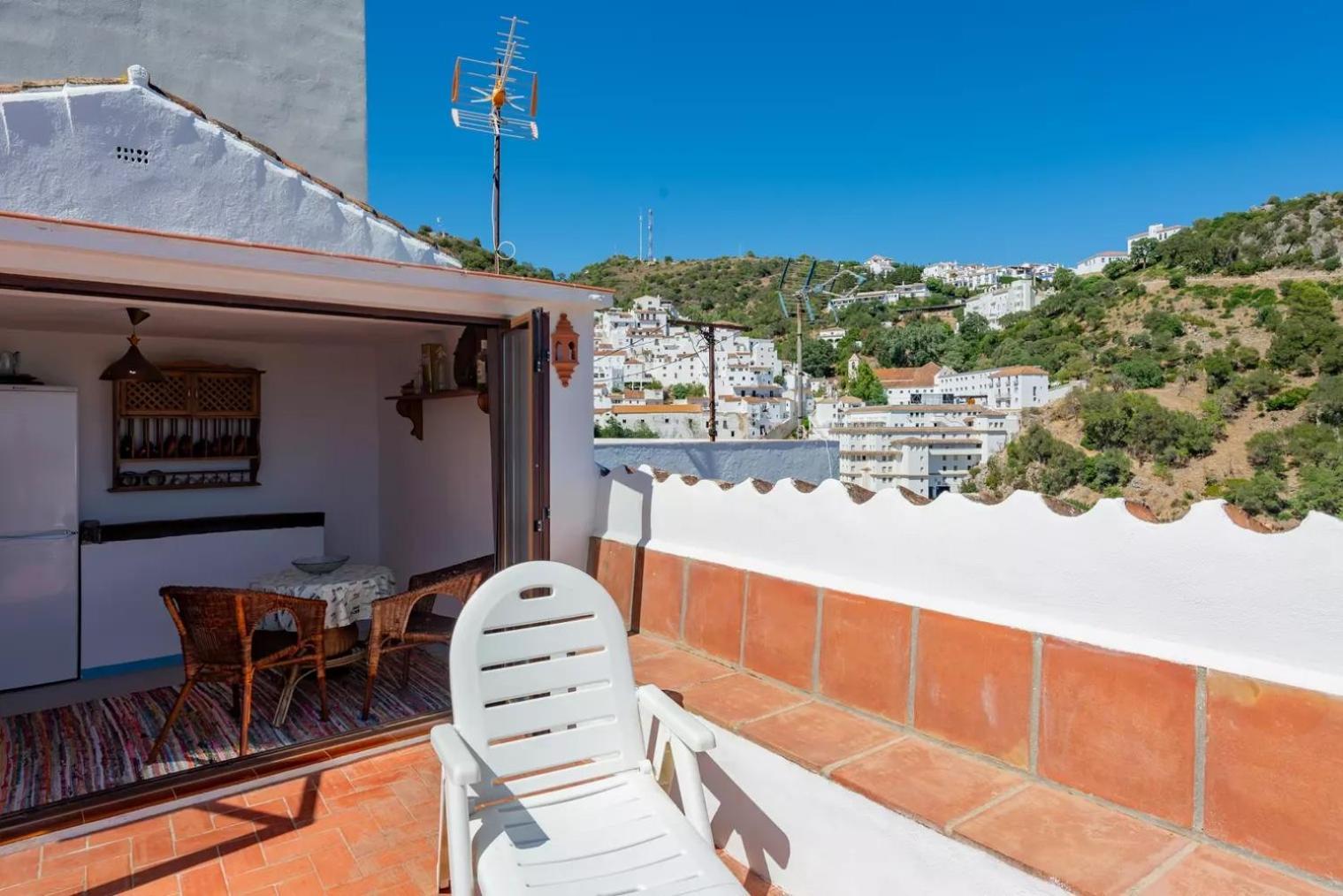 La Casita De Casares